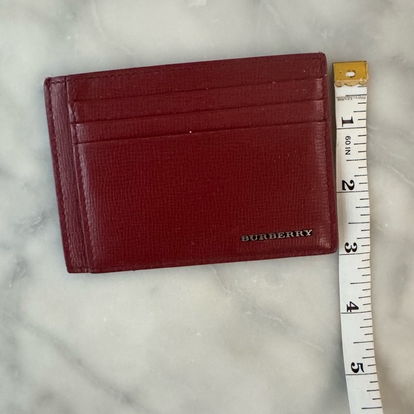 Burberry Leather Card Holder in Red (4.25x3’)  mint condition - Picture 5 of 7